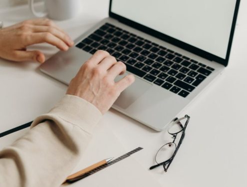 قرارداد با فریلنسر